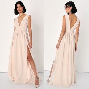 NWT Lulu's Heavenly Hues V-Neck Maxi Dress